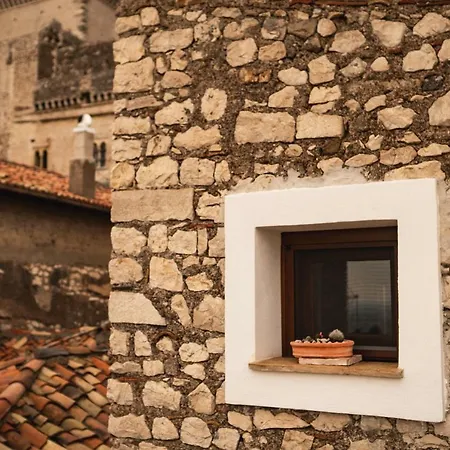 Aurora Medieval House