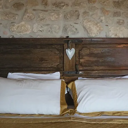 Aurora Medieval House Apartment *