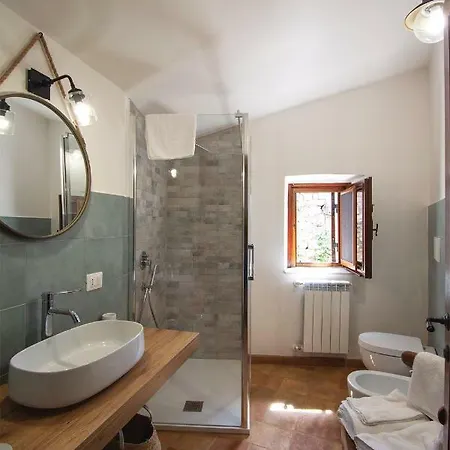 Apartment Aurora Medieval House Sermoneta