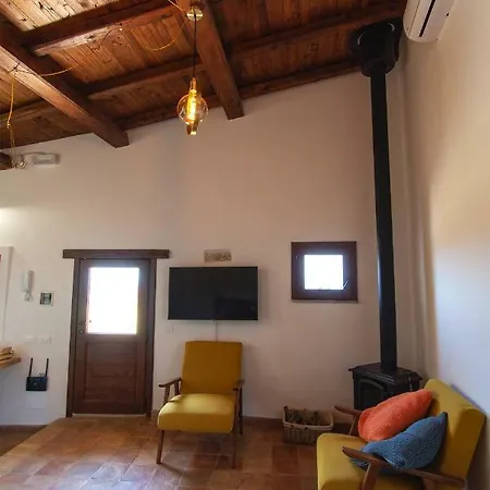 Aurora Medieval House Apartment